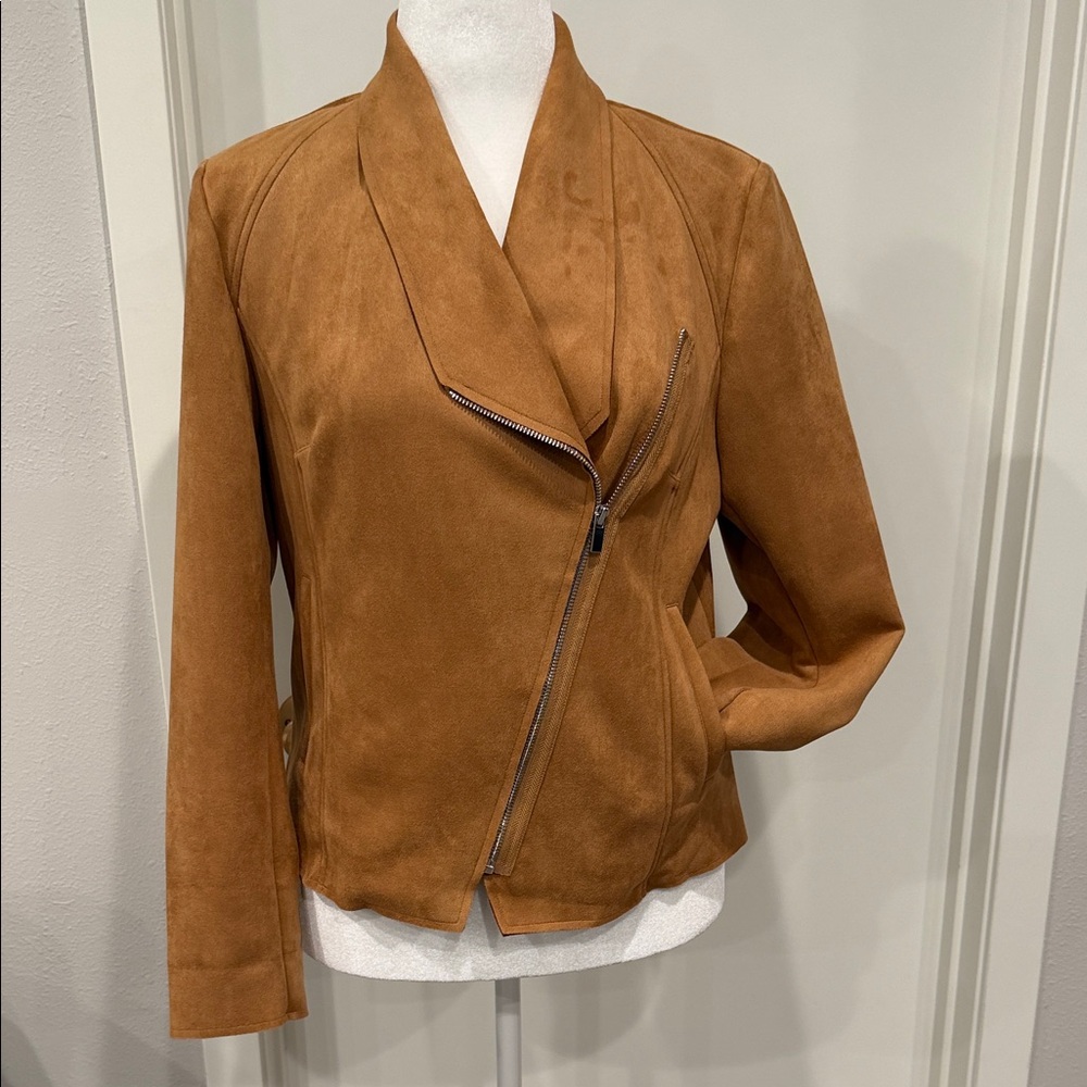 Tahari Camel Faux Suede Draped Moto Jacket Open Front Lightweight Layer Medium - Picture 3 of 8